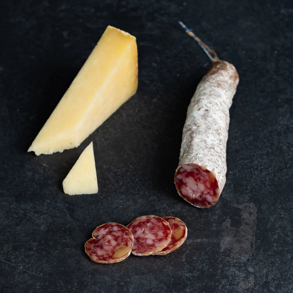 Mini saucisson au Cantal đ§ Le MichMich pour les intimes đ - TONTON DE L'APERO